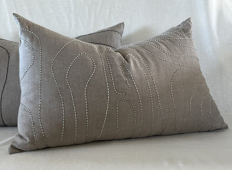 CONTOUR CUSHION Natural linen with ecru embroidery